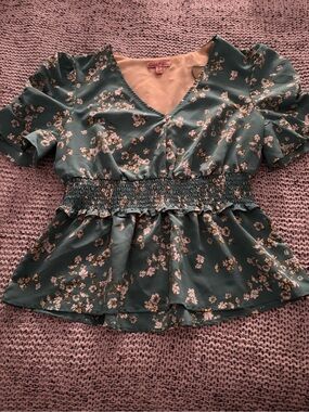 Rabbit Rose Green Floral Peplum V-Neck Blouse
